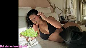 Dutch Joi Video Kylie Jenner Commands Without Tempo Blonde Brunette