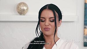 um yes hun this masseuse is totally normy