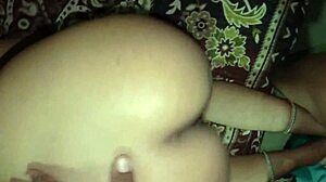 Kuuma intialainen desi-sisarpuoli-in-law kuuma seksi