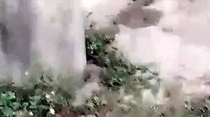 เมนส์สตรีมเมอร์สาวสวยถ่ายสดในหมู่บ้านล่อเพื่อนเก่าจับวัวสองคน ไหมพานต์ 3 คนเย็ดก้น ยังไม่พอใจเลยออดเอง