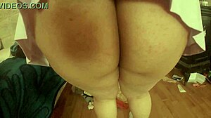 Wife heats eggs sends video doing chores without panties