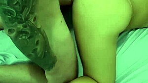 Esposa Empina A Bunda De Quatro Dando Gostosinho Depois Fica De Ladinho