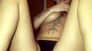 i big titty goth fingerring myself hard while cumming on ass