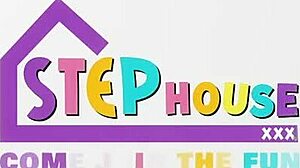 big titty gym girlfriend wants raw sex during business trip hookup