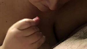 She dont wanna stop sucking his cock