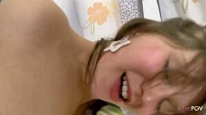 Pumped up lesbian teen 18+s make out and use a double ended dildo to cum together 💦