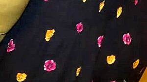 Penelope Kay i macocha Sophia Locke robią test randkowy online razem!