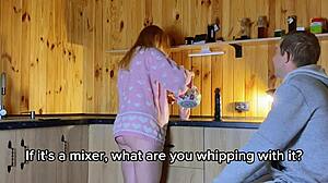 אישה חובבנית בוגדת עם החבר הכי טוב של הבעל