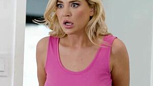 Vr experience for teen blonde with friend's goggles