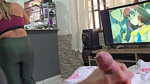 Amateur latina brunette stepdaughter sweeping leads to intense encounter.