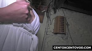 Roxana Insegna A Fare La Troia Alla Giovane Figa Pelosa Micetta