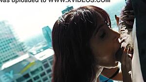 Popolna modna manekenka naredi prvi porno - Brad Newman