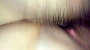 통통한 필리핀 밀프가 젖어서 세게 박힘