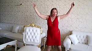 Busty cougar mormor kompilation av horiga milfs