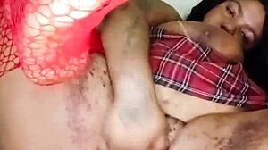 horny milf: 'masterbate for me and squirt all over'