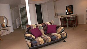 Cute Sindee Jennings Gets Her Tight Pussy Stretched Wide