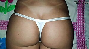 หีสาวลาตินบริสุทธิ์โดนควยใหญ่ในวิดีโอทำเอง