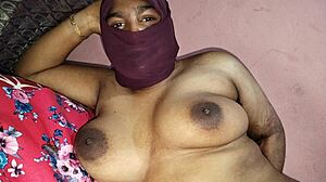 Cute Indian Wife Gives Oil Massage As Desi Masseuse