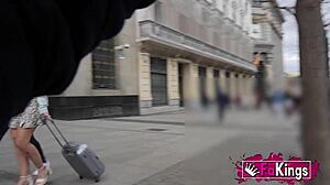 ホットなスペイン人観光客ヌリアが男を拾って屋外で激しいセックス