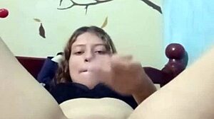 Rich Latina Masturbates with Palette!