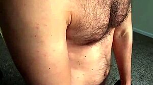 Zrelá sólová drsný orgazmus po abstinencii