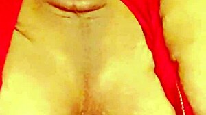 Shemale with Wide Pussy Receives Cumshot