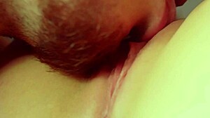 Hot amateur pussy licking closeup with young wet sexy muff diving