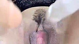 La coneja tries triple dildo penetration when horny.