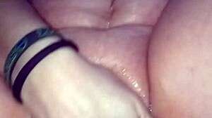 Argentinian Woman Squirts During Quarantine Masturbation