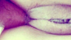 mi papa me penetra profundamente por el culo porque estaba aburrido en la cuarentena y se viene dentro