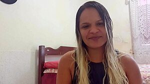 Latina with big ass reaches orgasm on webcam.