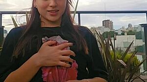 Simon Dice Que Me Squirtee Toda