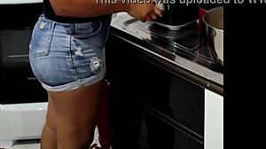 The delicious morena is provoking her audience with her sexy moves.