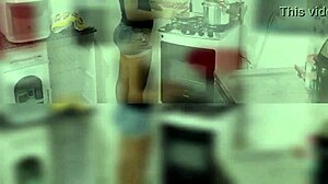 The delicious morena is provoking her audience with her sexy moves.