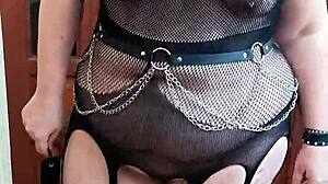 i'm a goth domina commanding attention in the shadows