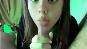 Girl Sucks Dick On Snapchat!