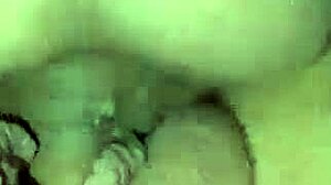 close up comendo a buceta da putinha de perto pra voces