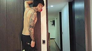 Le Hago Una Broma A Mi Hermanastra Y Me Folla Como Venganza