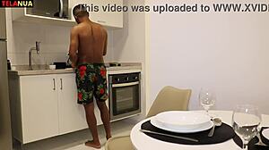 cafe que nada ela gosta de pau preto na xoxota da manha