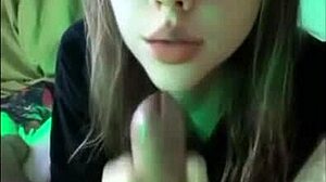 Girl Sucks Dick On Snapchat!