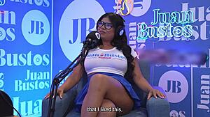 Rosxana Gutierrez fuck machine penetration