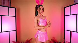 Hannahjames710 tries sexy bunny cheerleader cosplay 😍