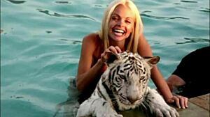 Jesse Jane's sensuous cinematic artistry unfolds beautifully