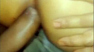 El cornudo llego y me dio por mi culito.