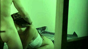 Meu amigo fode com a namorada com a janela aberta no prédio em frente Teh Angel Victor Hugo Carol Fenix Jhonny Gab