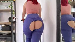 Rasguei a legging dessa rabuda ela ficou puta