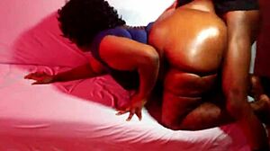 there's this 19-year-old girl who's pregnant with a big butt in her everyday life