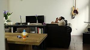 Latinska mlada 18+ čuti strastno jebanje v hardcore POV, doggystyle z majhnimi 18+ prsmi in globokimi čustvi