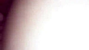 a mi prima le encanta mi pene de 20cm y se viene