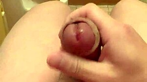 Wow, Shaving It Bald And Masturbating Wildly!